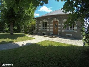 Loue maison de charme  ussel