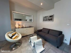 T2 meuble hyper centre agen