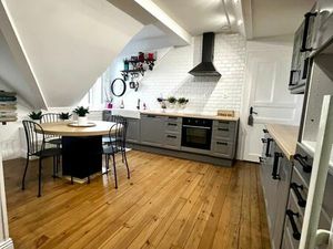 Superbe F3 de 72 m²  entièrement rénové  aucun travaux à prévoir