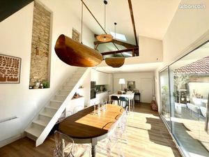 Maison rénovée 142 m2 plain pied extérieur Chenay