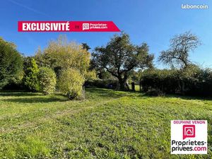 Terrain 1 490 m² Vitry Aux Loges