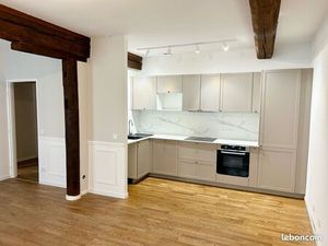 Appartement F2 totalement rénové