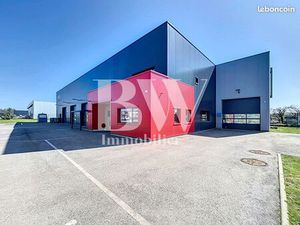 Local commercial 717 m² MILIZAC