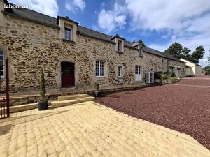 Maison 12 pièces 260 m²