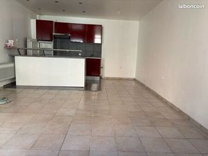 Vend T3 en rez de chaussée