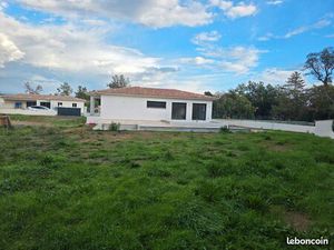 Maison 160m2  avec permis studio 30m2