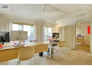 Bureaux 86 m² Toulon