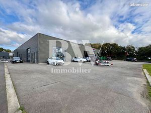 Local 2400 m² Gouesnou
