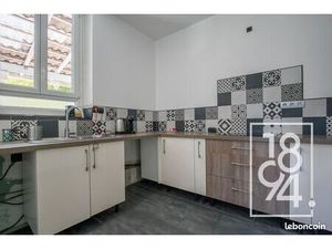 Maison 3 pièces 209 m²