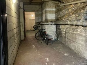 BOXE (Parking & Stockage - Cave)