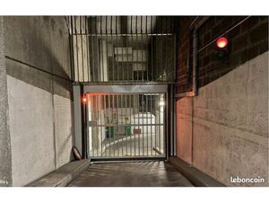 Place parking PARIS 12