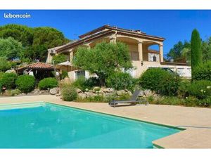 Propriété 17 pièces 358 m²