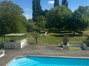 Maison individuelle 225 m² sur terrain de 23 5 ares