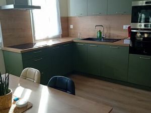 Location meublée rénovée au bourg de Henvic