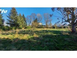 Terrain constructible viabilisé à vendre