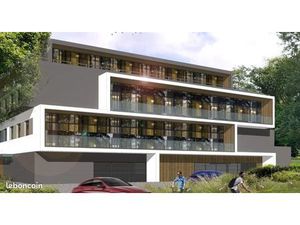 Bureaux 1261 m² Quimper