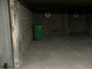Parking à vendre – Paris 20ᵉ (Rue de Bagnolet) – 12 900