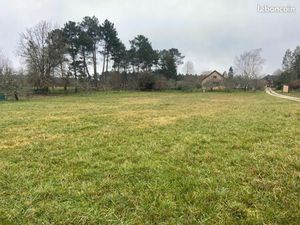 Terrain 2 500 m² Maurens