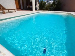 VILLA 4 Faces  de 266 M² dont 133 M² habitables sur parcelle de 451 M²