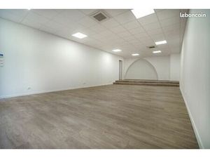 Local commercial 65 m² MURET