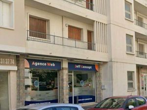 Murs commerciaux aguillon