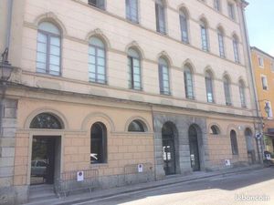 Local professionnel RDC avec accès PMR