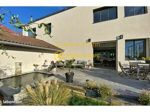 Grange 9 pièces 229 m²