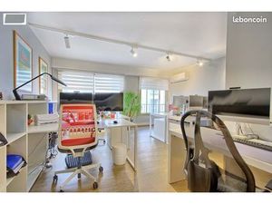Bureaux 86 m² Toulon