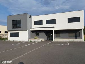 Bureau 365 M2 avec parking