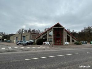 Local bureaux 1 827 m²