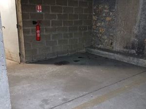 Vente – 9000 – Emplacement pour 1 citadine ou 2 motos