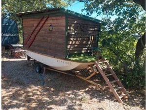 Chambre d'appoint atypique