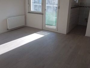 F3 proche centre-ville avec balcon