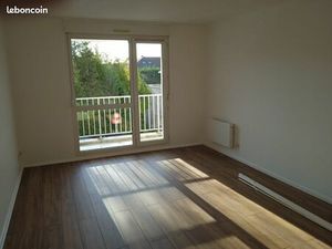 Appartement F3 64m2 2 chambres terrasse parking