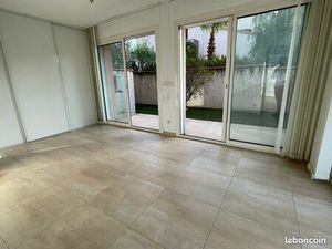 Bureaux avec jardin privatif Clos Banet