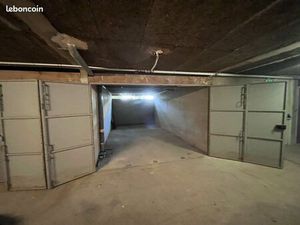 Garage 18m2 Ballaruc??  les bains