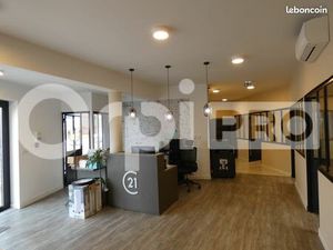 Local commercial 142 m²