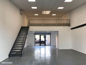 Local 120 m² - MURET