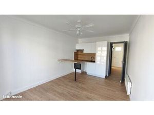 Studio 1 pièce 27 m²