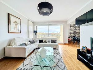 **Appartement 102m2 - T5 - DERNIER ETAGE - proche centre ville**