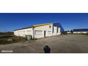 A louer ou vendre entrepôt et bureau