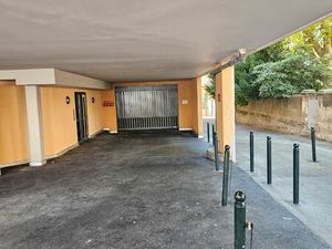 Box/ Garage Fermé 18 m² – Résidence de Standing – Hyper Centre Aix-en-Provence