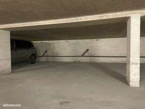 Place de parking en sous sol