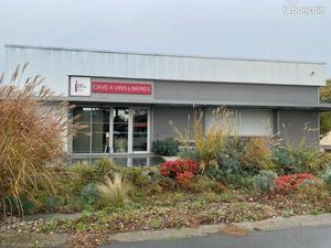 Local commercial 230m2 emplacement n1