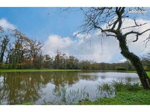 Terrain 9 100 m² Montsurs