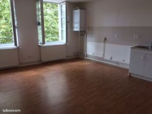Particulier loue appartement type T2 Epinal Centre 45 m2