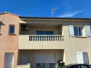 Beau t4 85m2 a l etage avec terrasse 770cc