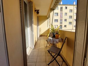 A VENDRE - Appartement lumineux - 4 pièces - 80 31 m2 - Qu