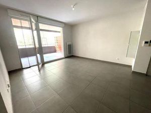 T3 avec terrasse et parking à SETE