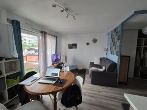 STUDIO MEUBLE- VILLE LA GRAND